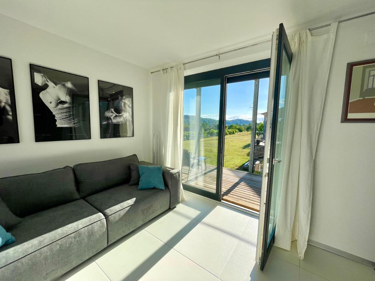 Mega Apartment Prvacina Bagian luar foto